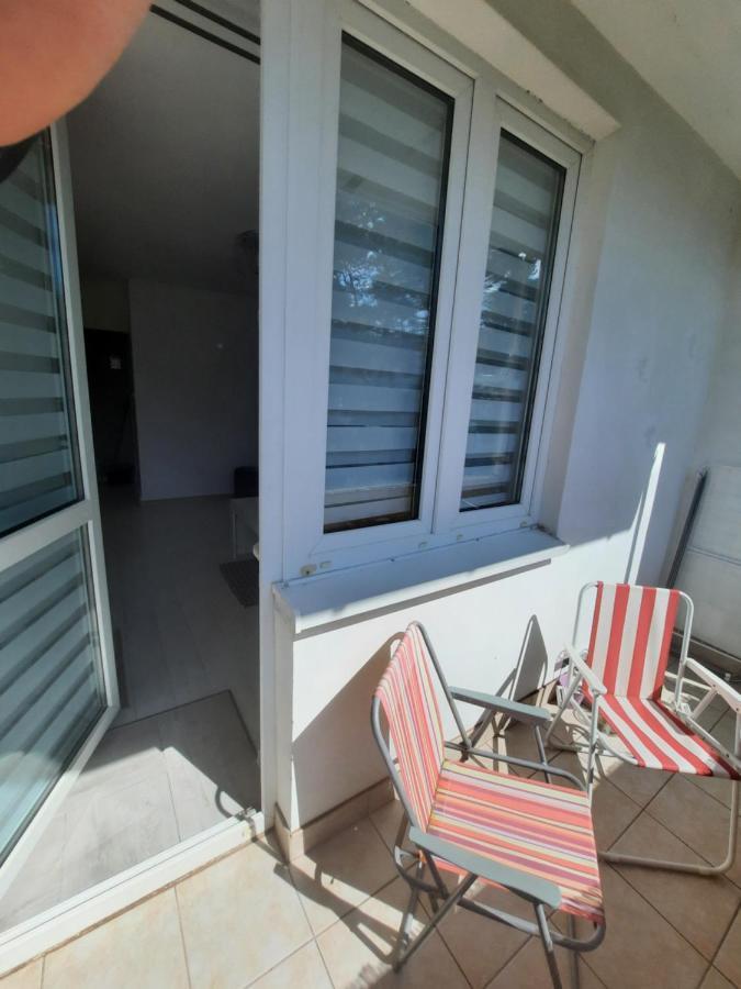 Apartament Zorzy Przy Instytucie Kardiologii Anin Apartment Warsaw Ngoại thất bức ảnh