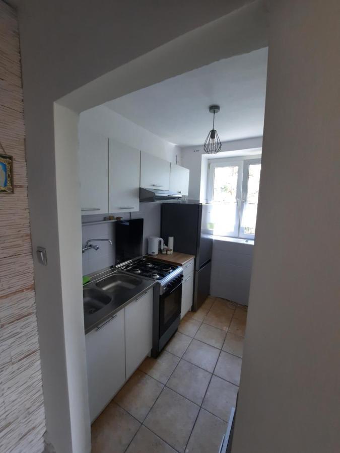 Apartament Zorzy Przy Instytucie Kardiologii Anin Warsaw Ngoại thất bức ảnh