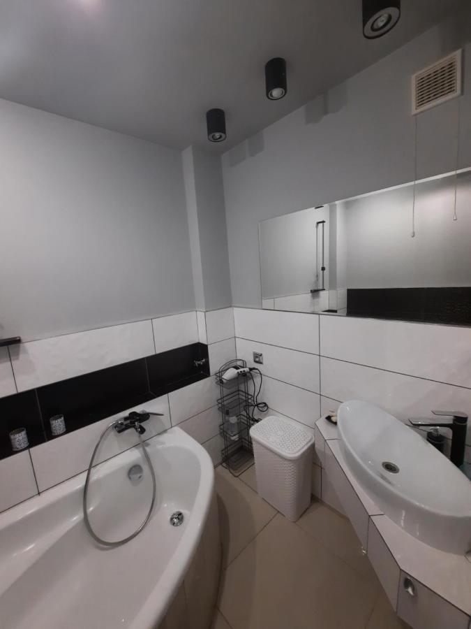 Apartament Zorzy Przy Instytucie Kardiologii Anin Apartment Warsaw Ngoại thất bức ảnh