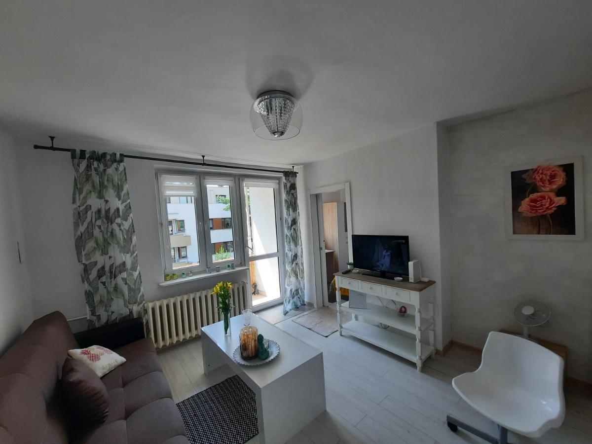 Apartament Zorzy Przy Instytucie Kardiologii Anin Warsaw Ngoại thất bức ảnh